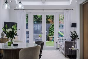 Photo 25- click for photo gallery